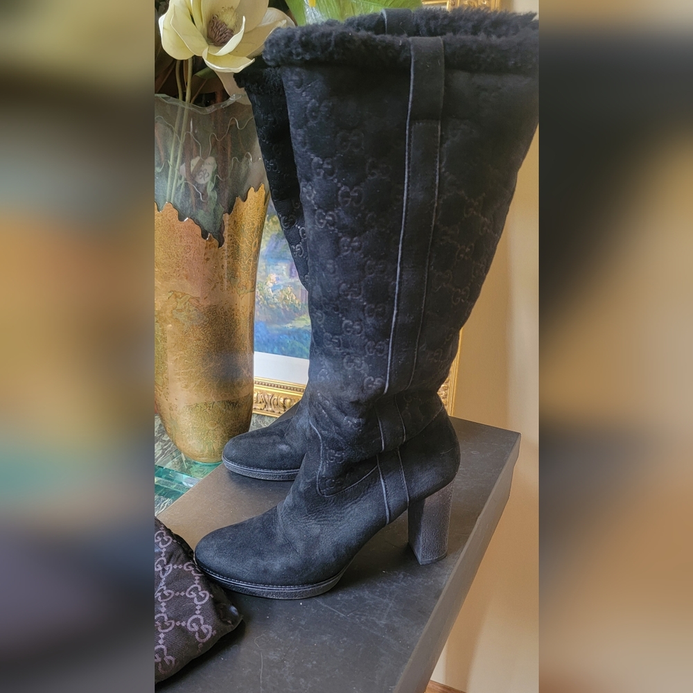 Gucci Suede Monogram Black Shearling Lined Tall High Heel Women's Boots 9.5 - Picture 8 of 11
